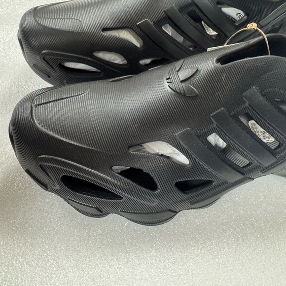 Original Adidas Men’s Size 11 adiFOM SUPERNOVA Running Core Black Shoes - Picture 4 of 10